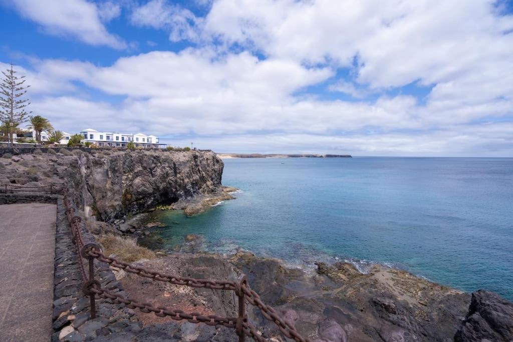 Beautiful Home In Lanzarote 5 Mins From Marina 普拉亚布兰卡 外观 照片