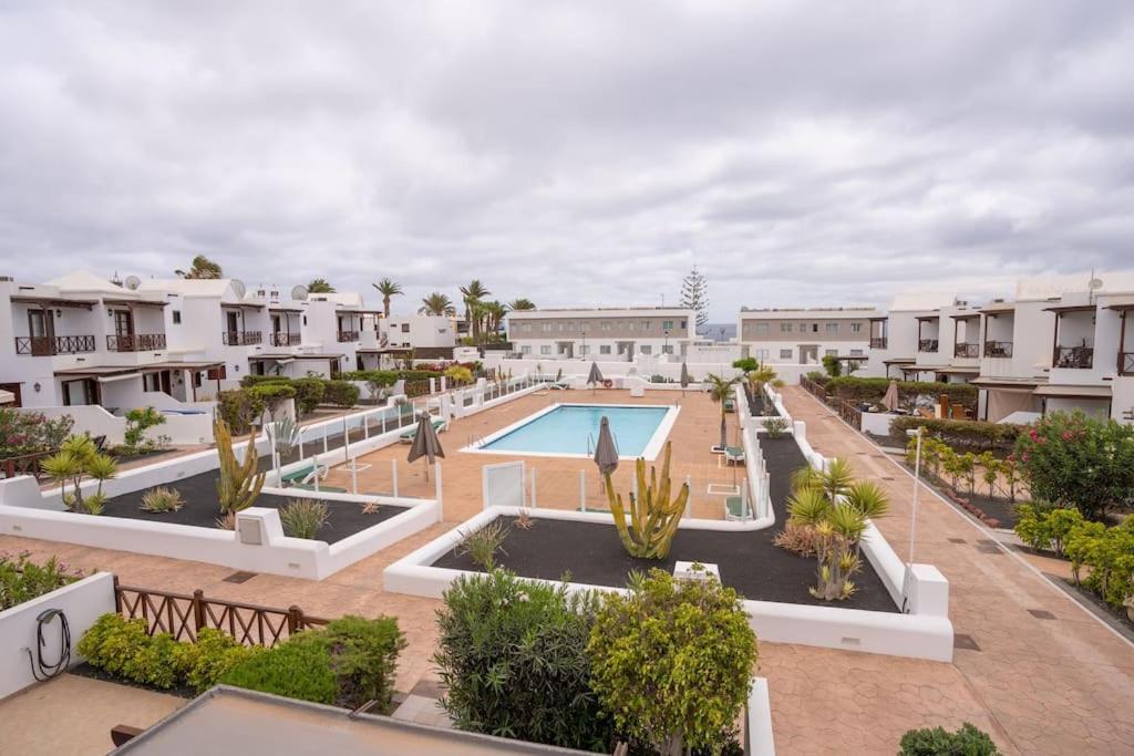 Beautiful Home In Lanzarote 5 Mins From Marina 普拉亚布兰卡 外观 照片