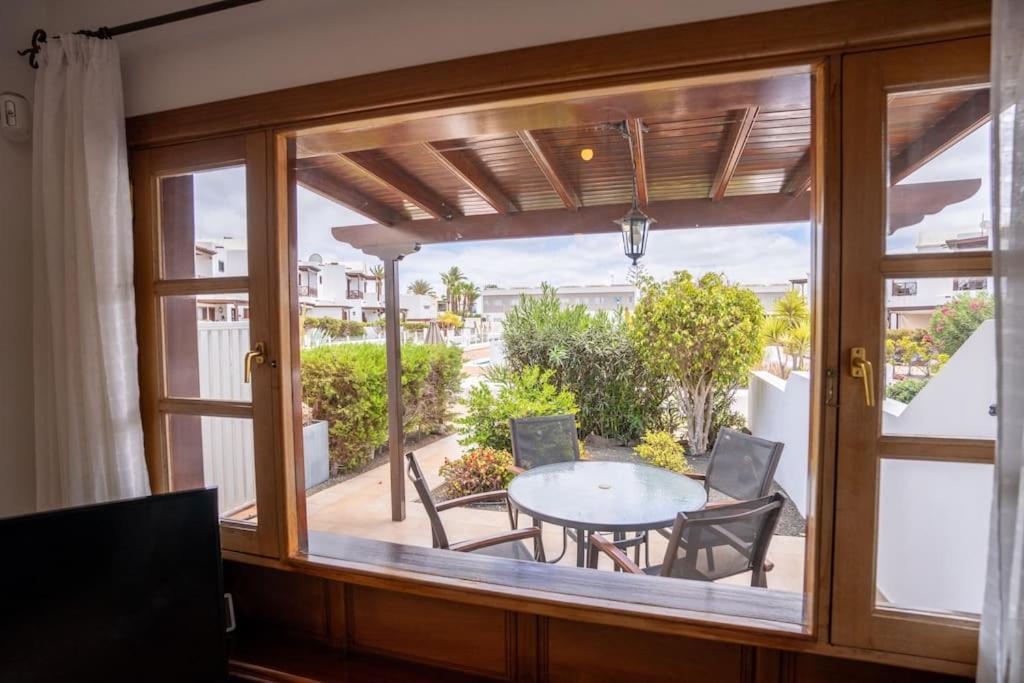 Beautiful Home In Lanzarote 5 Mins From Marina 普拉亚布兰卡 外观 照片